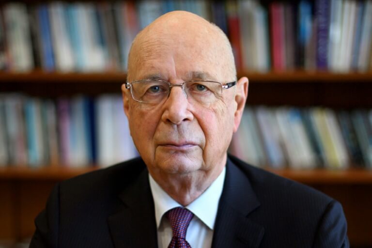 Por que o mundo está decaindo tão rápido? O alemão Klaus Schwab e o  Totalitarismo 